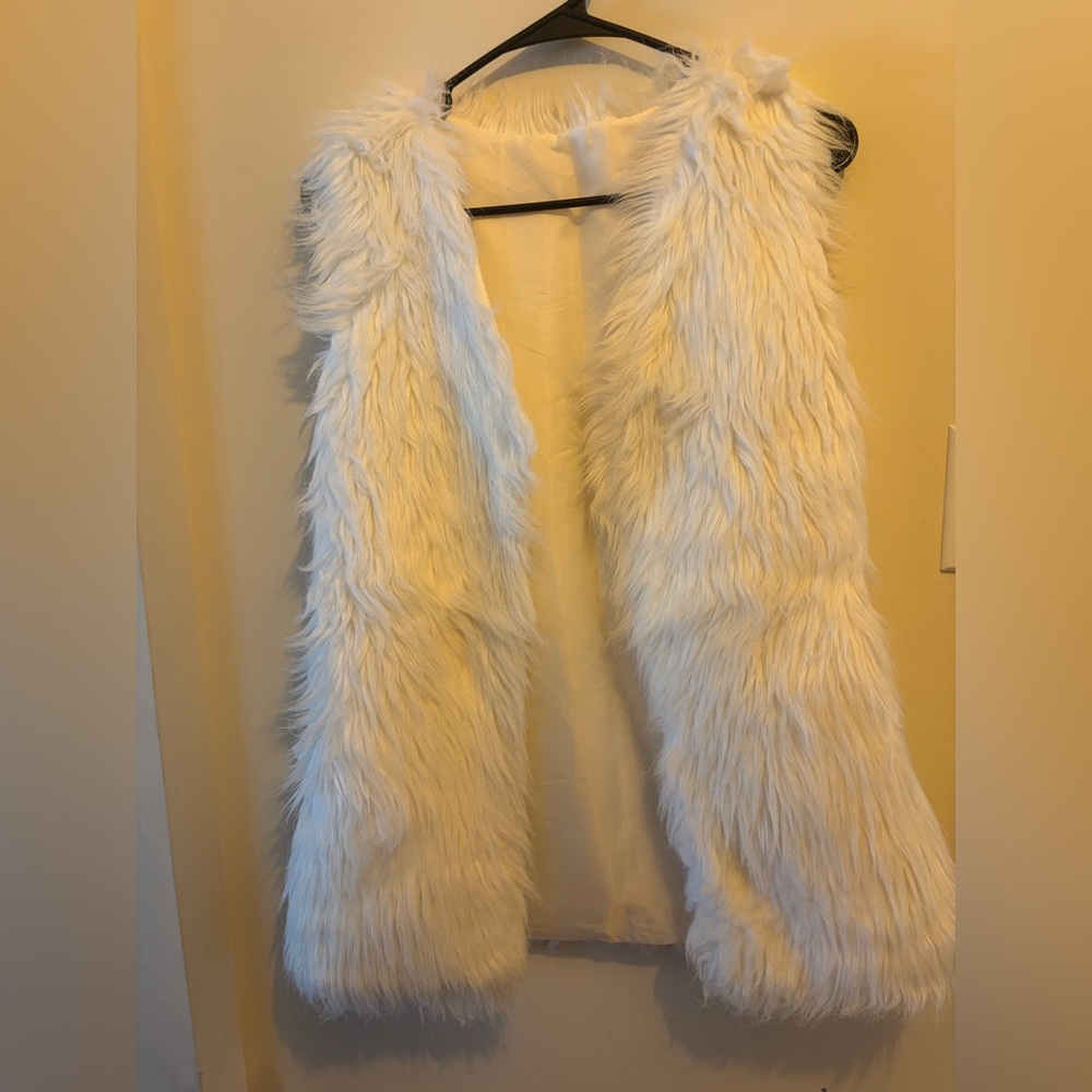 Women's White Faux Fur Vest